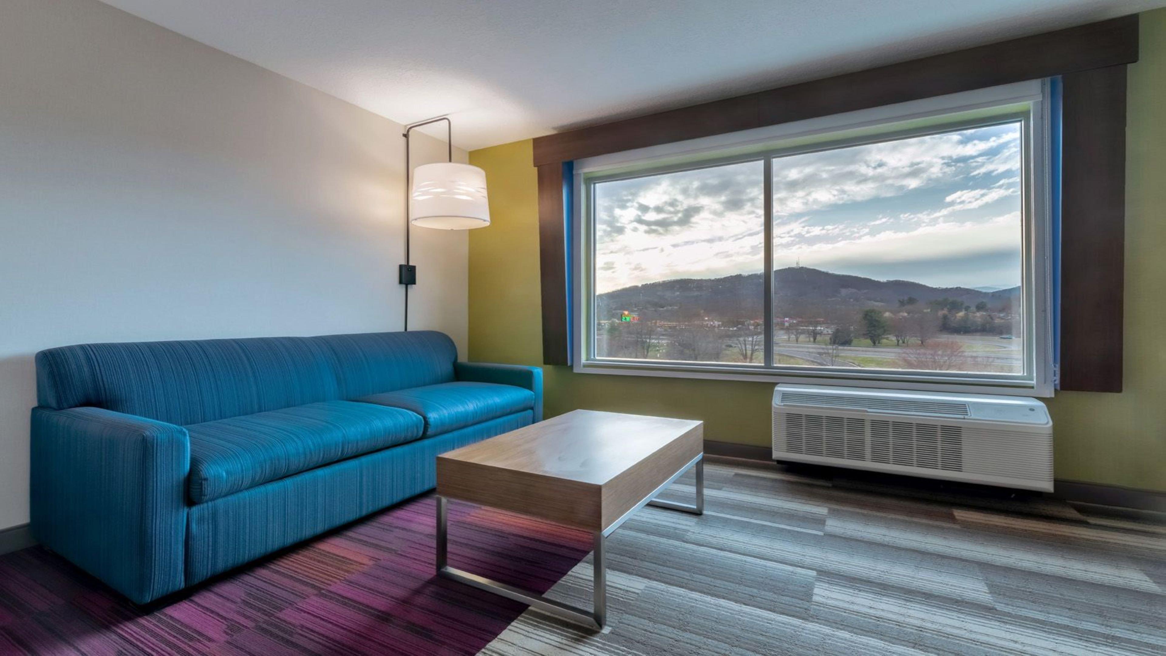 Holiday Inn Express & Suites - Marion By Ihg Bagian luar foto