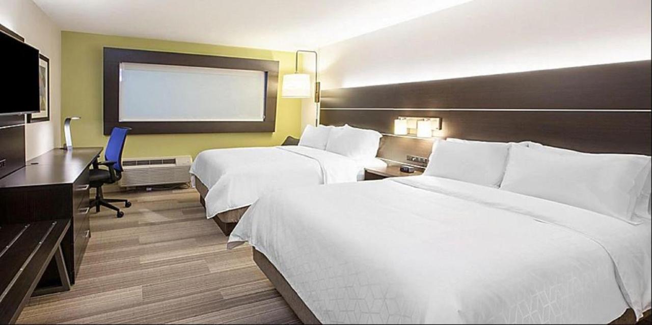 Holiday Inn Express & Suites - Marion By Ihg Bagian luar foto