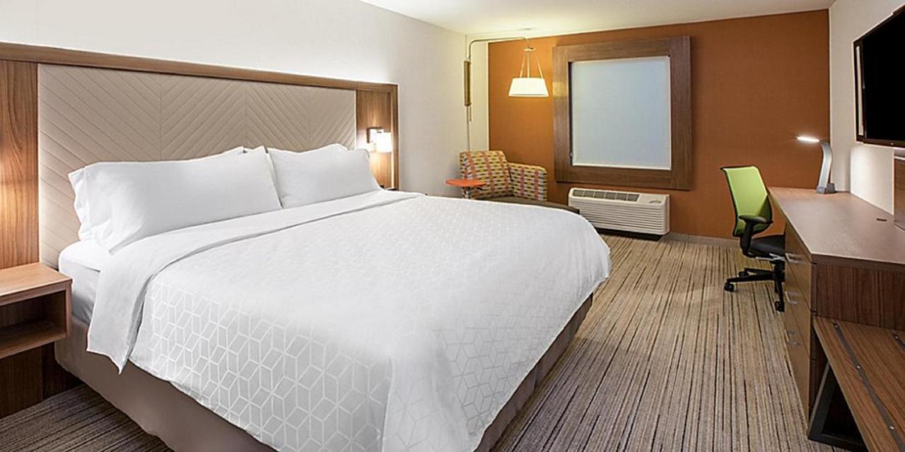 Holiday Inn Express & Suites - Marion By Ihg Bagian luar foto
