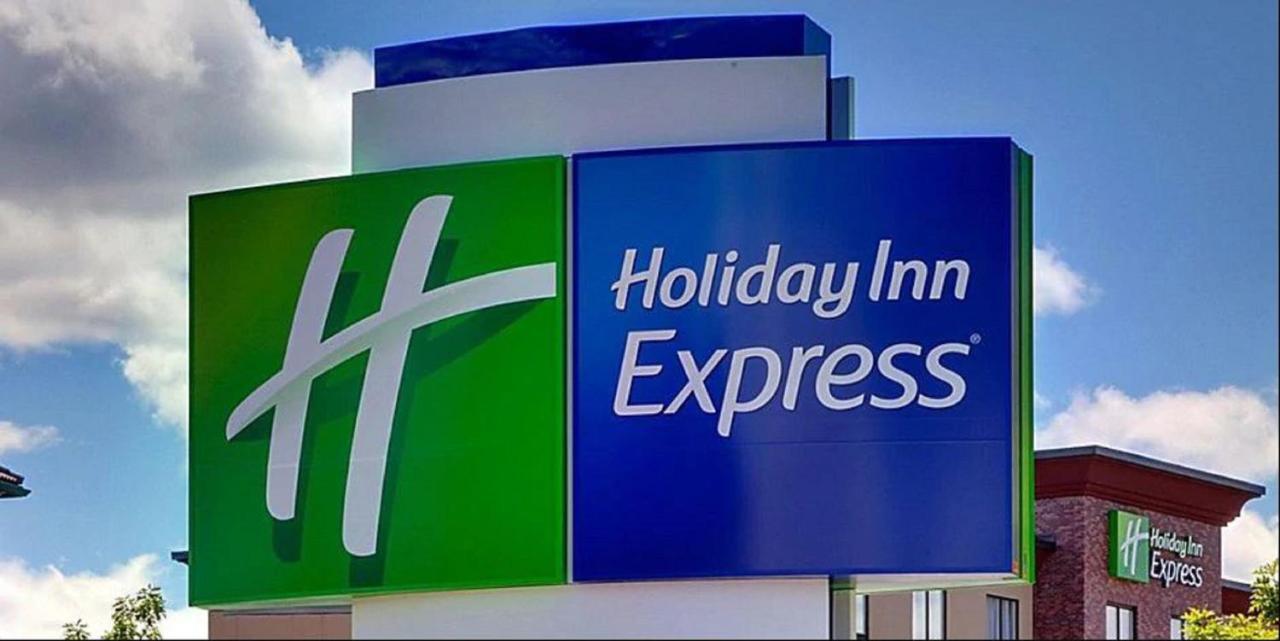 Holiday Inn Express & Suites - Marion By Ihg Bagian luar foto